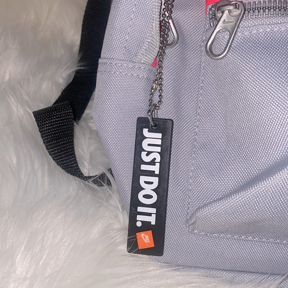 NIKE🎒Small Backpack ‘Just Do It’ - Picture 3 of 8